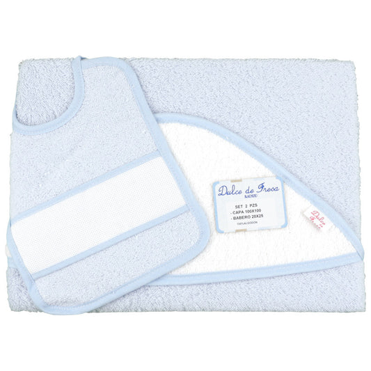 Conjunto Bordado Capa de Baño + Babero –  Celeste